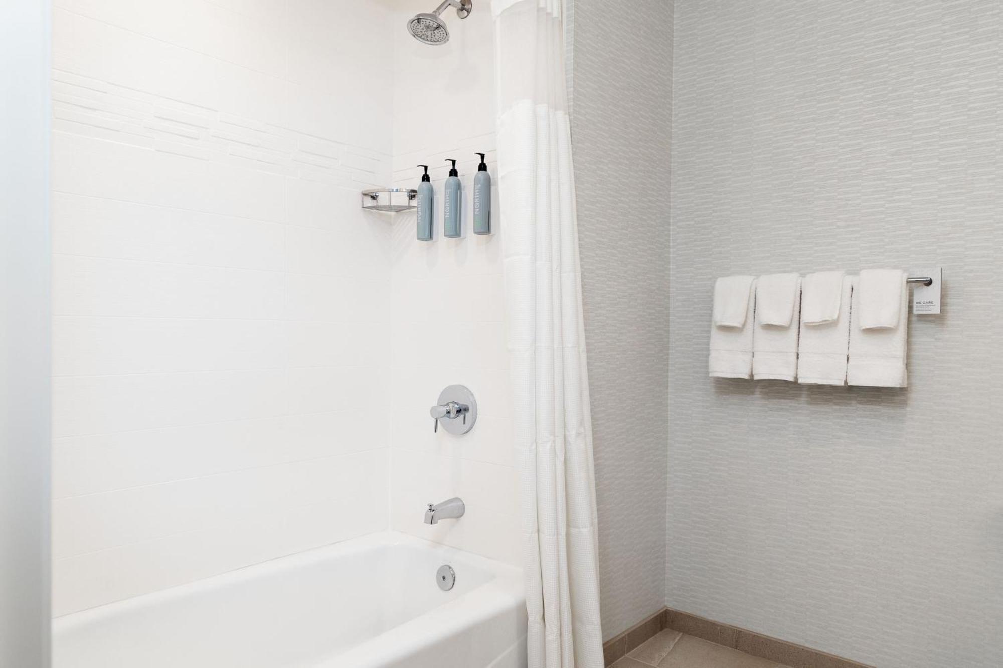 Residence Inn By Marriott Anaheim Brea Exterior photo